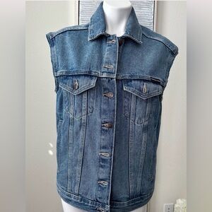 CK - Calvin Klein Women’s Oversized Vest Size XS